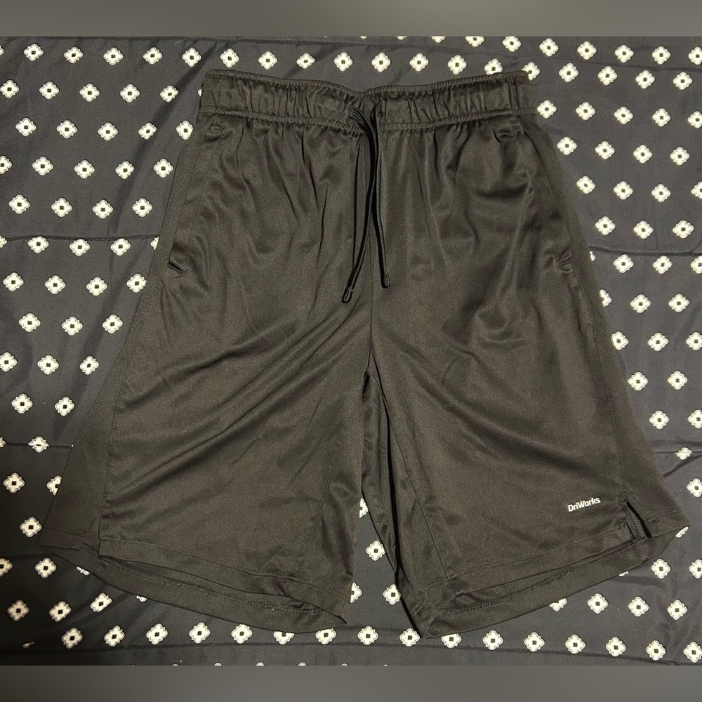 Athletic works kids Black Athletic Shorts w/ pockets & drawstring-size xl/xxl